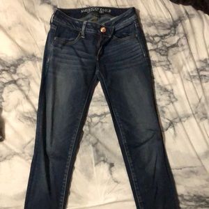 Size 0 American Eagle Skinny leg Jeans Stretch